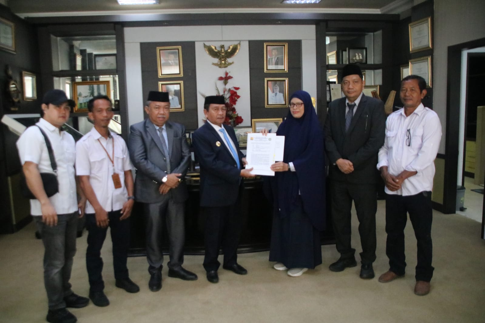 Pemkab Pasangkayu Bersama BPJN Sulbar Resmi Tandatangani Dokumen Hibah